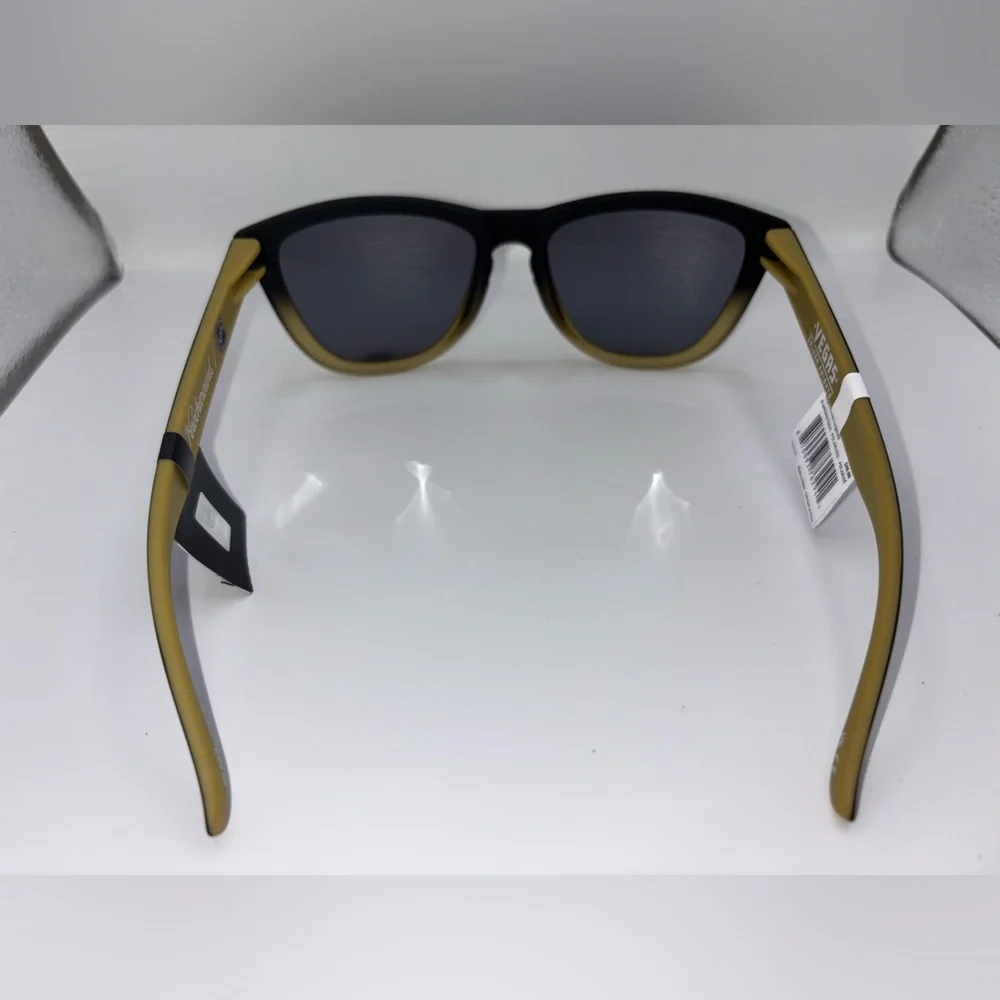 VEGAS GOLDEN KNIGHTS sunglasses